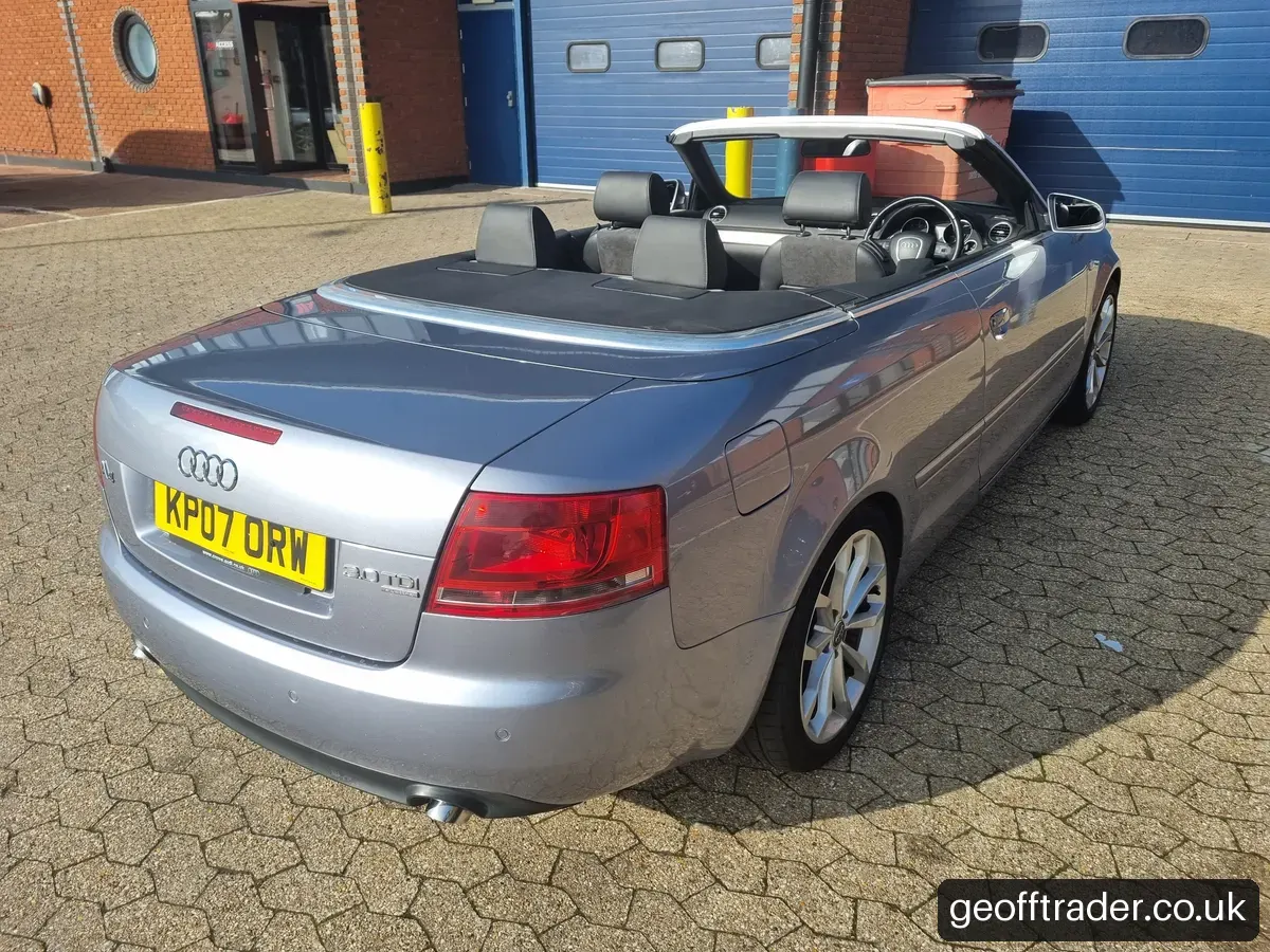 Audi A4 3.0 TDI V6 Cabriolet - 6 speed manual