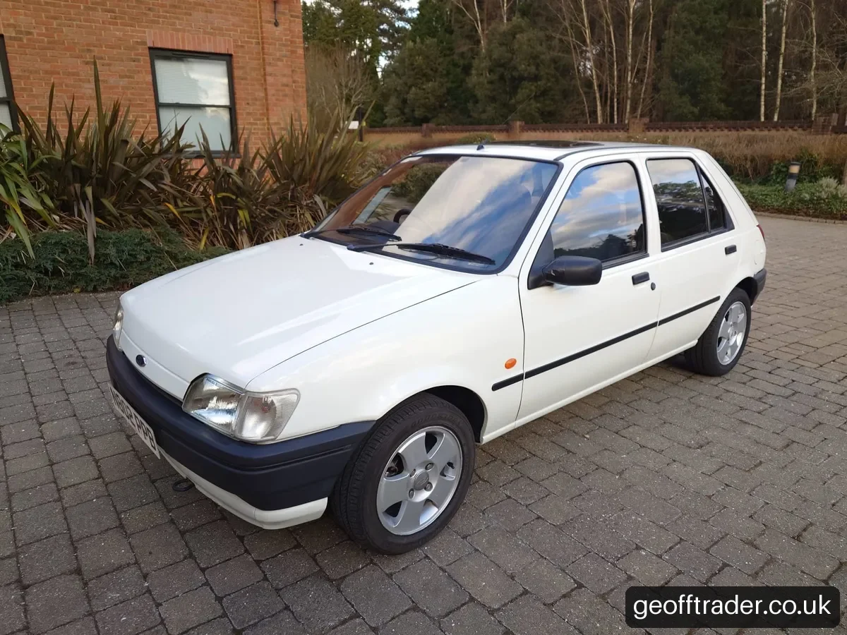 Ford Fiesta 1.3 Equipe 5dr 1995/N
