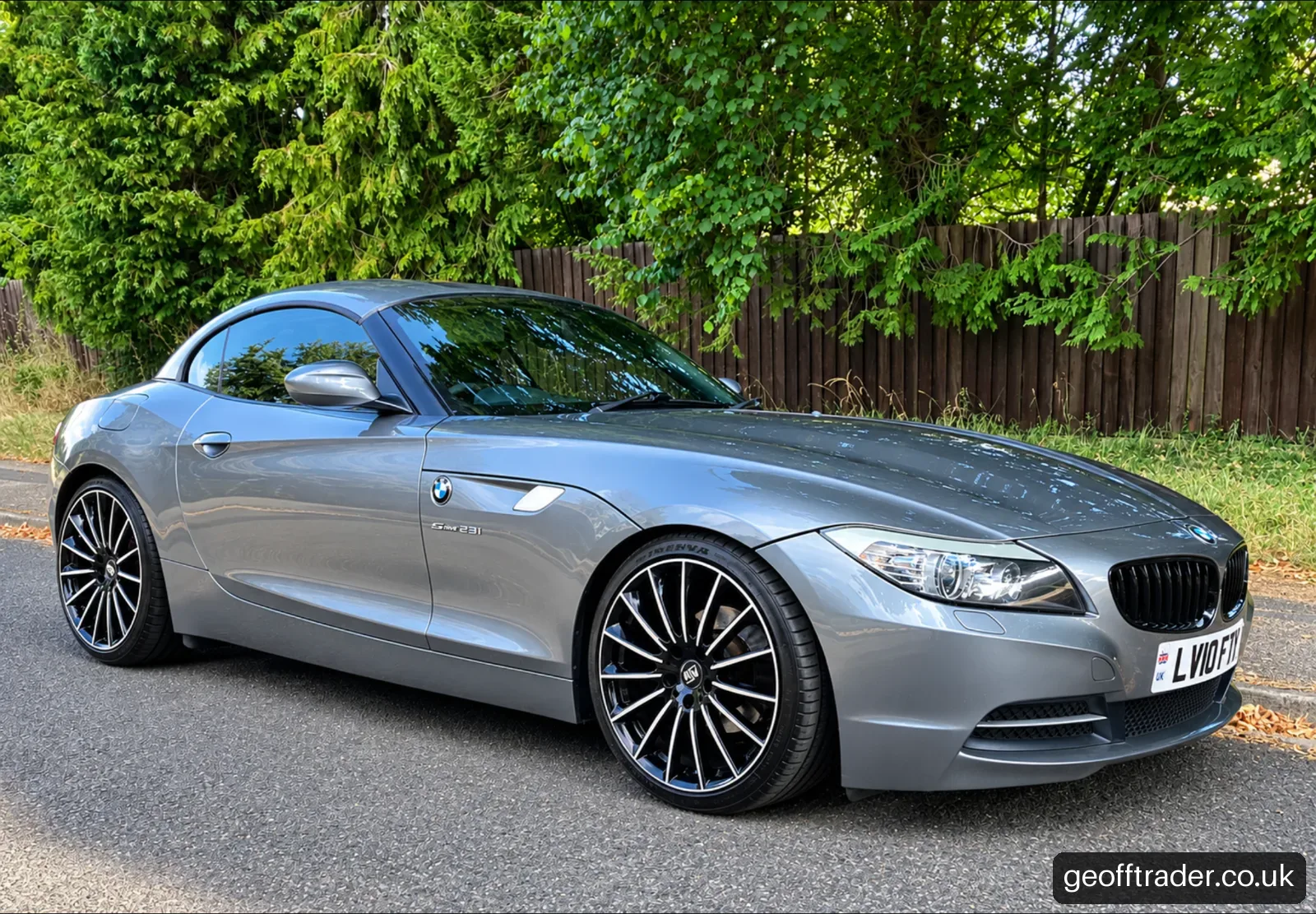 BMW Z4 2.5 petrol manual