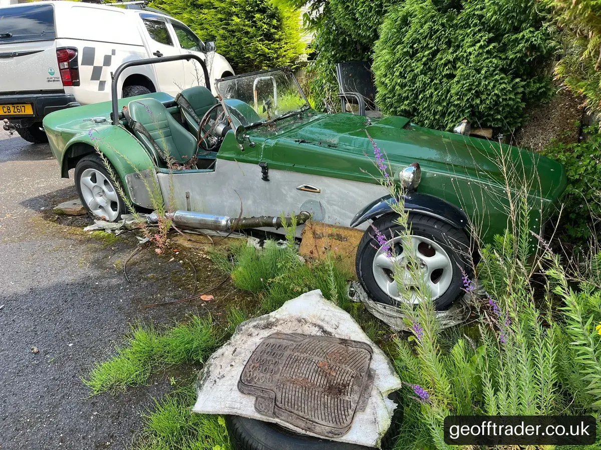 Dutton Roadster Project with Ford 2.0 Tuned Pinto Engine Manual