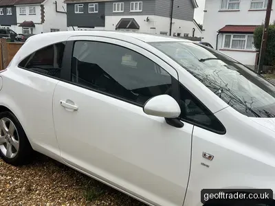 2014 Vauxhall Corsa photo 3