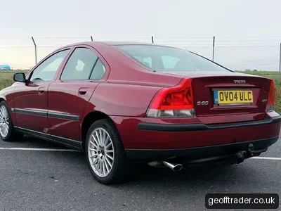 2004 Volvo S60 2.0T auto photo 2