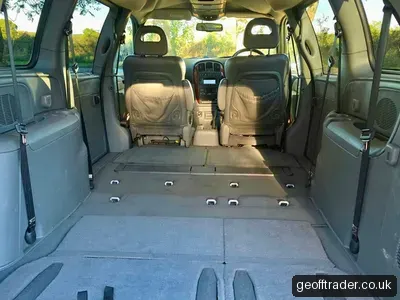 Chrysler Grand Voyager 2.8 CRD Limited XS 2006 Stow & Go photo 4