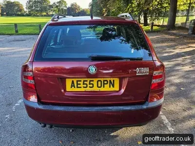 Skoda Octavia Estate 1.9 tdi DSG 6 speed automatic photo 2