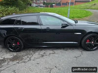 Jaguar XFS Shooting Break photo 2
