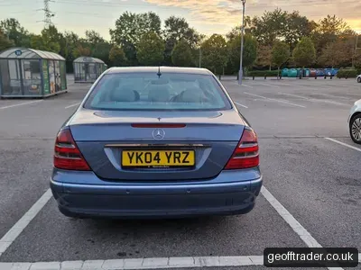Mercedes E220 CDI Auto photo 3