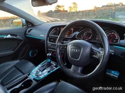 2011 Audi RS5 photo 4