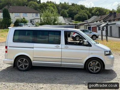 2005 Volkswagen Caravelle photo 3