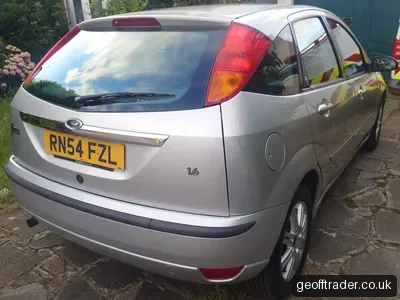 Ford Focus 1.6 Ghia 2005 85k from new photo 2