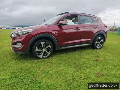 Hyundai Tucson Premium 2.0 Diesel - Highest Spec ULEZ Free 4x4 in Ruby Whine - Pearl