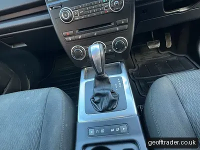2013 Land Rover Freelander Td4 Commandshift - x 10 Services - 12 month's MOT - 127k miles photo 3