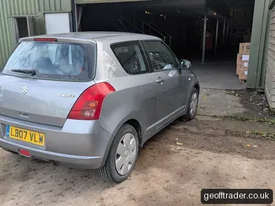 Suzuki Swift 1.3 GL photo 5