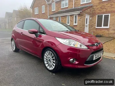 Ford Fiesta Titanium photo 2