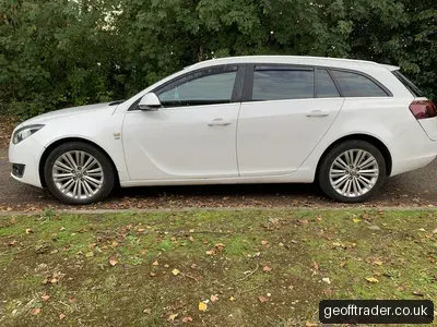 2015 Vauxhall Insignia photo 3