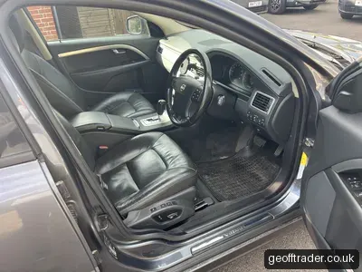 Volvo V70 2.5T photo 5