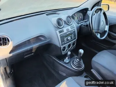 2007 Ford Fiesta photo 7