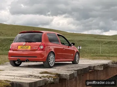 Renault Clio 182 CUP photo 2