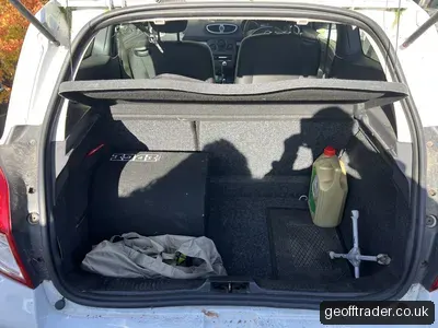 2012 Renault 12 photo 5