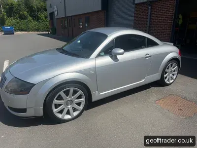 2000 Audi TT photo 1