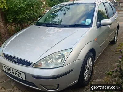 Ford Focus 1.6 Ghia 2005 85k from new