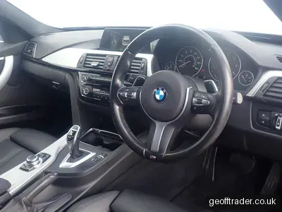 2017 BMW 3 Series photo 5