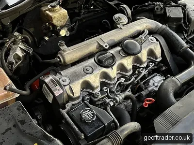 Volvo 850 Tdi GLT Diesel Auto 7 Seat Estate *easy project* (from minor YouTuber) photo 5