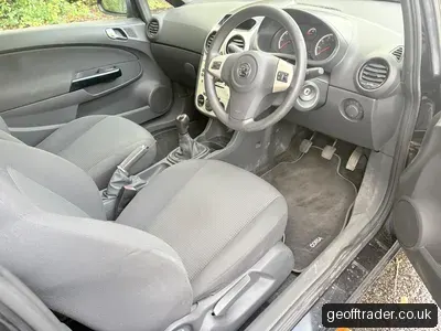 Vauxhall Corsa - Diesel - Full MOT photo 3