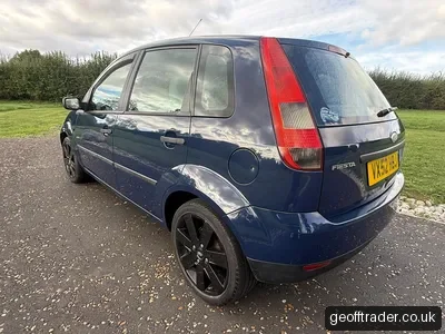 2002 Ford Focus photo 11