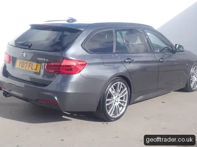 2017 BMW 3 Series photo 4