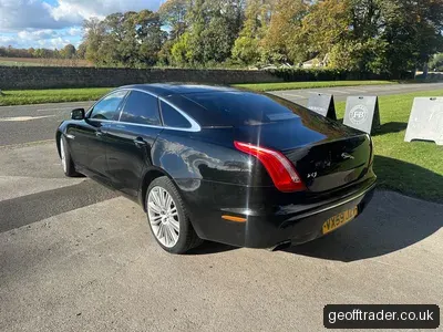 2009 Jaguar XJ photo 3