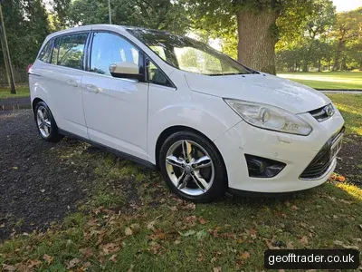 Ford Grand C-Max Titanium, manual, diesel, 7 seater photo 2