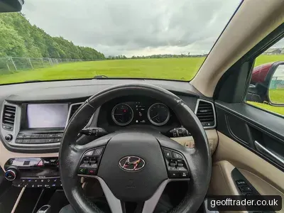Hyundai Tucson Premium 2.0 Diesel - Highest Spec ULEZ Free 4x4 in Ruby Whine - Pearl photo 5