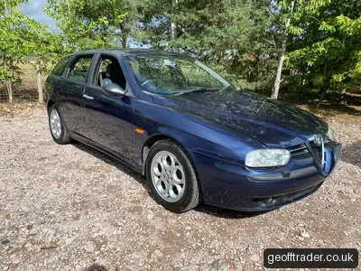 2002 Alfa Romeo 156 photo 2