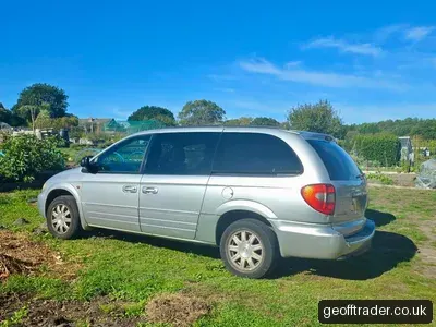 Chrysler Grand Voyager 2.8 CRD Limited XS 2006 Stow & Go photo 2