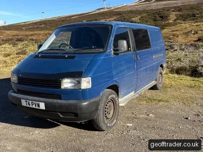 2002 Volkswagen Transporter photo 1