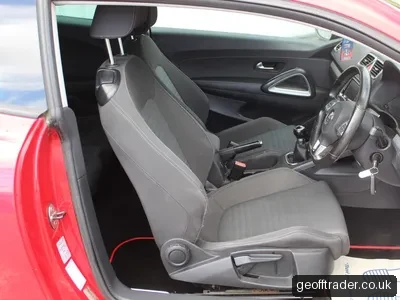 Volkswagen Scirocco photo 11