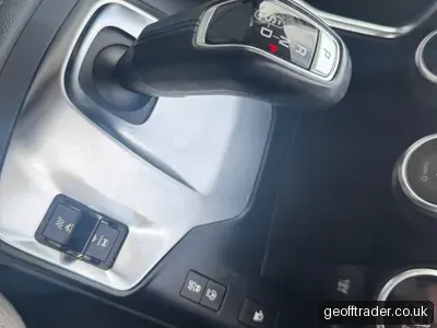 Jaguar E-Pace Petrol photo 5