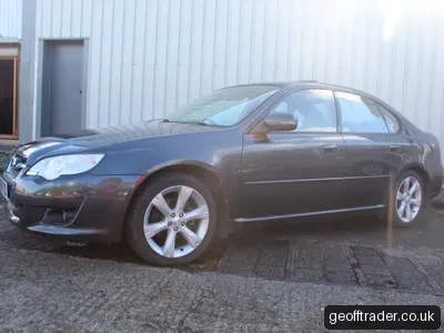 Subaru Legacy photo 4