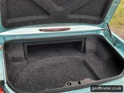 2002 Ford THUNDERBIRD photo 4