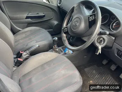 2011 Vauxhall Corsa 1.2 Petrol 5 door photo 5