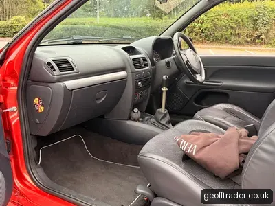 Renault Clio 182 CUP photo 3