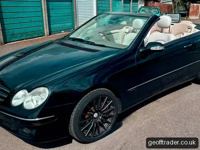 2005 Mercedes-Benz CLK350 photo 2