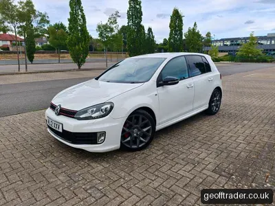 Volkswagen Golf GTi Edition 35 photo 2