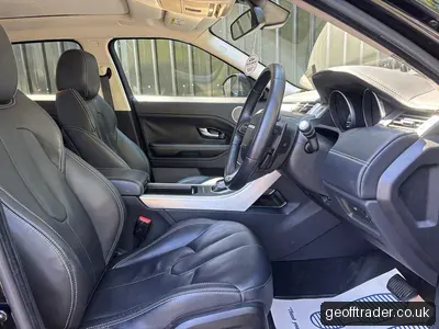 Range Rover Evoque 2.0si Petrol Auto photo 2