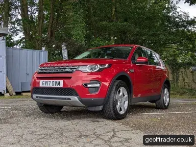Land Rover Discovery Sport photo 1