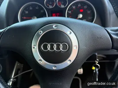 2000 Audi TT photo 4