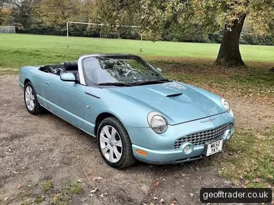 2002 Ford THUNDERBIRD photo 1