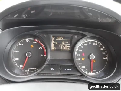 SEAT Ibiza photo 5