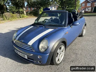 2005 MINI Convertible photo 4