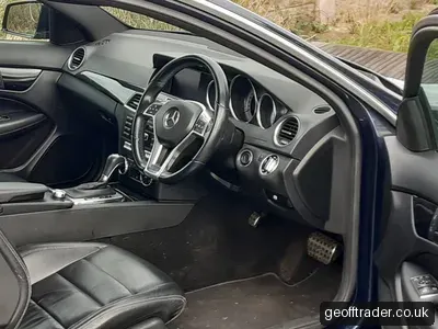 Mercedes-Benz 2.1 C220 CDI Auto BlueEfficiency AMG Sport G-Tronic+ photo 5